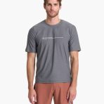 V1008HCC_SP23_M_ECOMM_TOPS_TOP_0878_1x1_4dd1753a-4c9f-4d9c-9bed-f445cb4cffa1