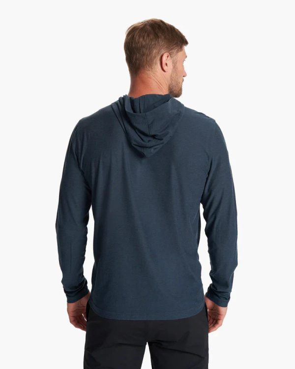 V1019HNV_FA23_M_ECOMM_TOPS_BACK_TOPS_5