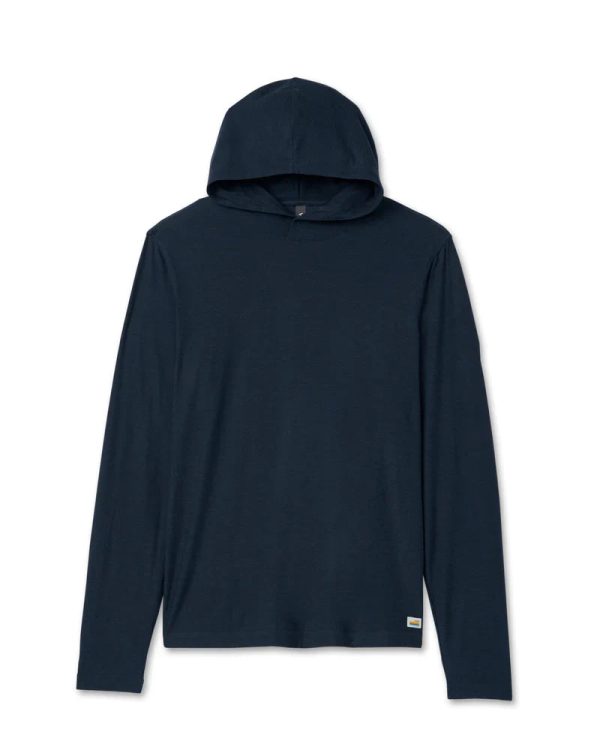 V1019HNV_FA23_M_ECOMM_TOPS_FLAT_LAY_1