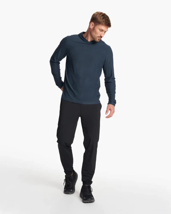 V1019HNV_FA23_M_ECOMM_TOPS_FULL_3