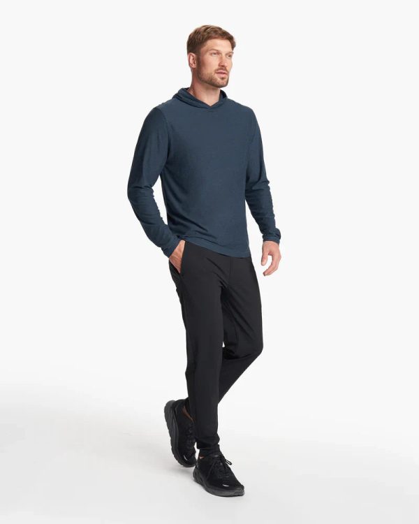 V1019HNV_FA23_M_ECOMM_TOPS_FULL_4