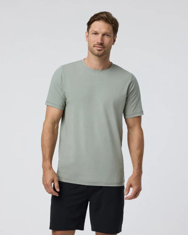 V101AGR_SP25_M_ECOMM_TOPS_FRONT_3