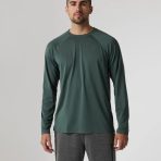 V1022APN_FA24_M_ECOMM_TOPS_FRONT_2