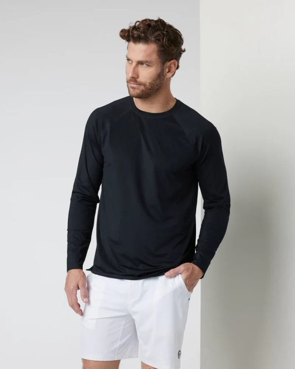 V1022BLK_FA24_M_ECOMM_TOPS_FRONT_TOPS_8