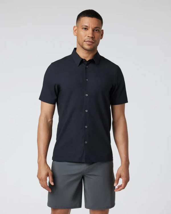 V1024BLK_FA24_M_ECOMM_TOPS_FRONT_3_1