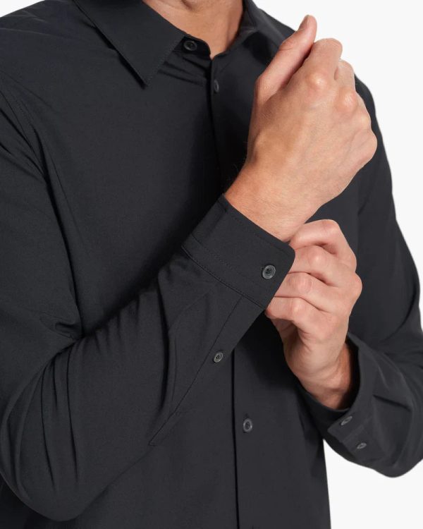 V1025BLK_FA23_M_ECOMM_TOPS_DETAIL_5