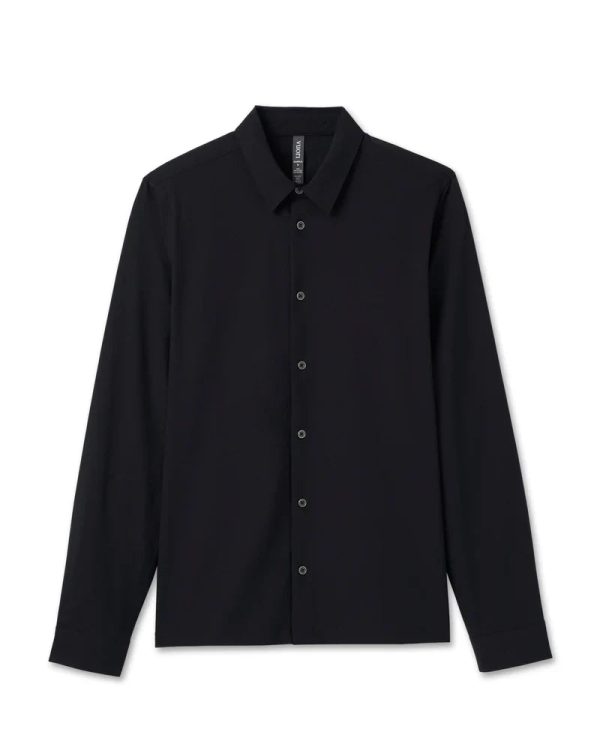 V1025BLK_FA23_M_ECOMM_TOPS_FLAT_LAY_1