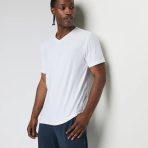 V1032WHT_FA24_M_ECOMM_TOPS_FRONT_8_e72bf8a7-c39b-41d1-9aa3-b299d47b3c96
