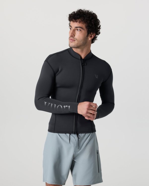 V1035WBL_SP25_M_ECOMM_TOPS_FRONT_3
