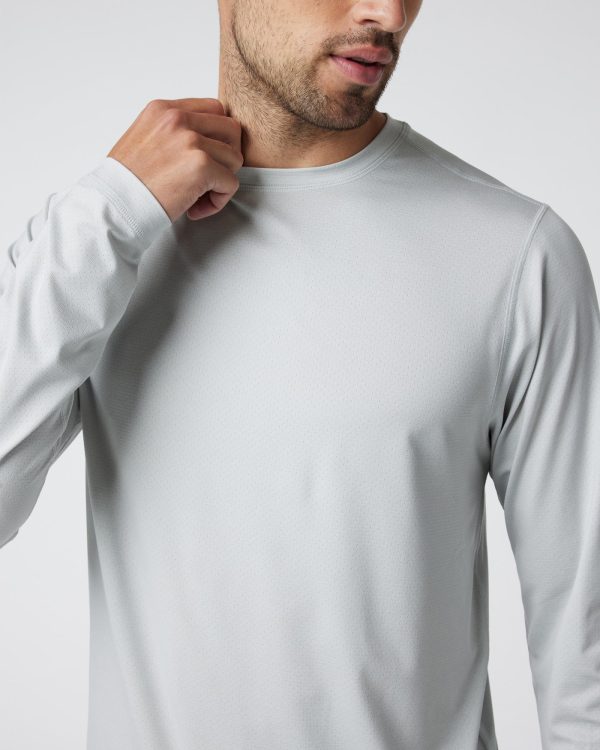 V1054HGY_FA24_M_ECOMM_TOPS_DETAIL_6