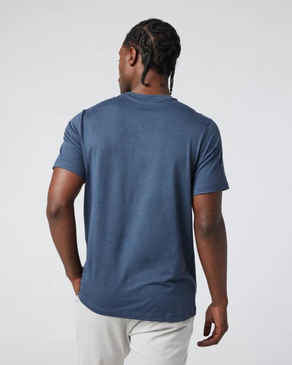 V1057HAZ_SP24_M_ECOMM_TOPS_BACK_TOPS_4_v2