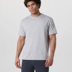 V1098HFG_SP25_M_ECOMM_TOPS_FRONT_1