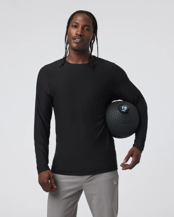 V178BLK_FA24_M_ECOMM_TOPS_FRONT_10