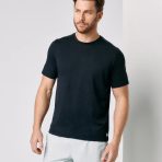 V195BLK_FA24_M_ECOMM_TOPS_FRONT_2