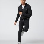 V243HBK_FA24_M_ECOMM_fleece_FULL_4