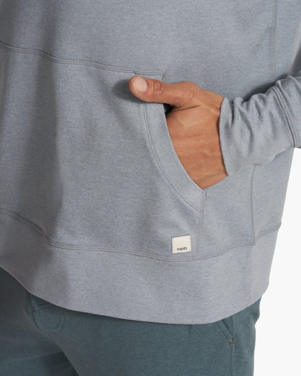 V244STH_FA23_M_ECOMM_fleece_DETAIL_8