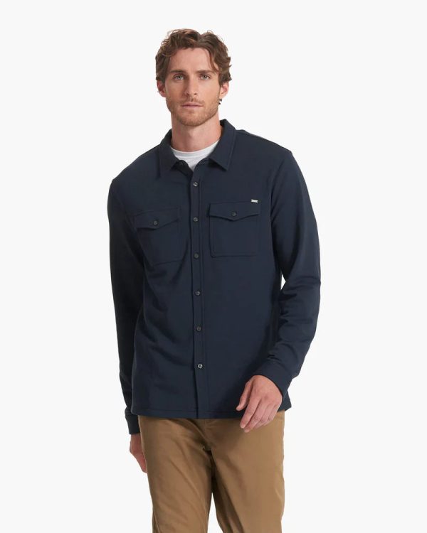 V281INK_SP23_M_ECOMM_FLEECE_TOP_3862_1x1_9af18c67-525a-4e38-a927-b2b7bbb0c280