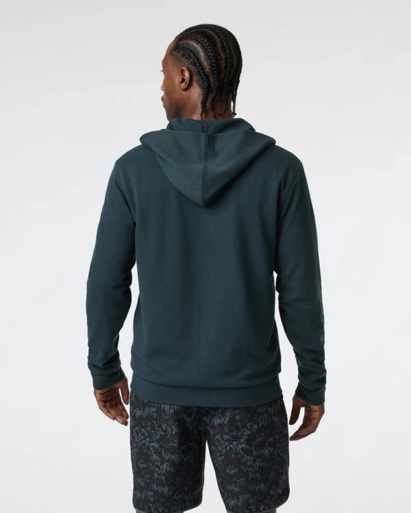 V282GRO_FA24_M_ECOMM_fleece_BACK_4