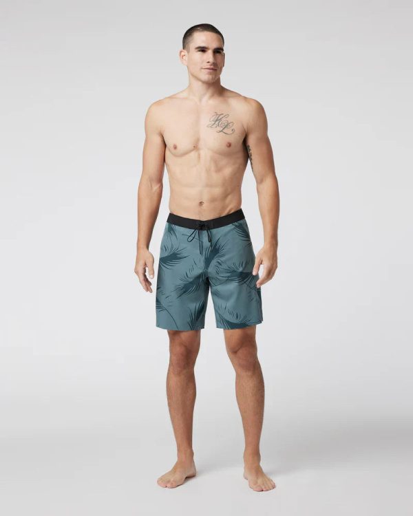 V3017KFF_SP24_M_ECOMM_BOTTOMS_FULL_3