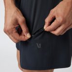 V3022BLK_FA24_M_ECOMM_SHORTS_DETAIL_6