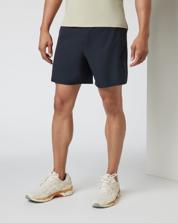 V3022BLK_FA24_M_ECOMM_SHORTS_SIDE_4