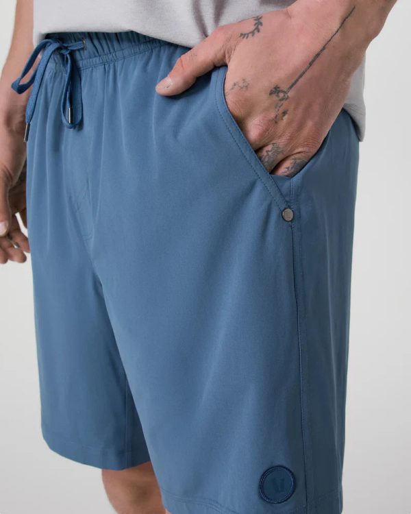 V302PBT_SP25_M_ECOMM_BOTTOMS_DETAIL_9