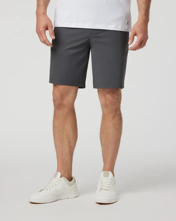 V3043CCL_FA24_M_ECOMM_SHORTS_FRONT_2