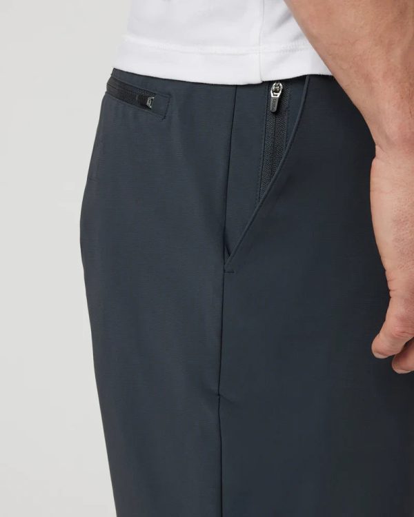 V3043NVY_FA24_M_ECOMM_SHORTS_DETAIL_8
