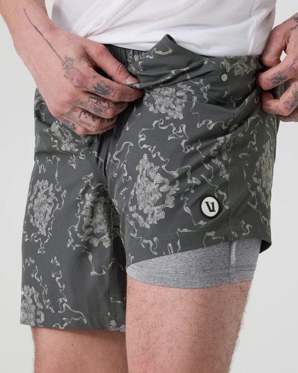 V3071DPR_SP25_M_ECOMM_BOTTOMS_DETAIL_9