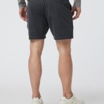 V344HCC_FA24_M_ECOMM_SHORTS_BACK_BOTTOMS_18
