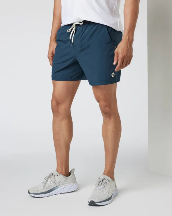 V367IND_FA24_M_ECOMM_SHORTS_SIDE_6_ba3a086c-c40a-4eb4-b00c-807a0655630c