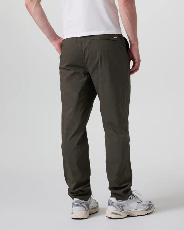 V4029DOR_SP25_M_ECOMM_BOTTOMS_BACK_4