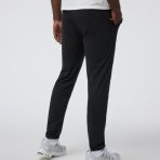 V418HBK_FA24_M_ECOMM_PANTS_BACK_7