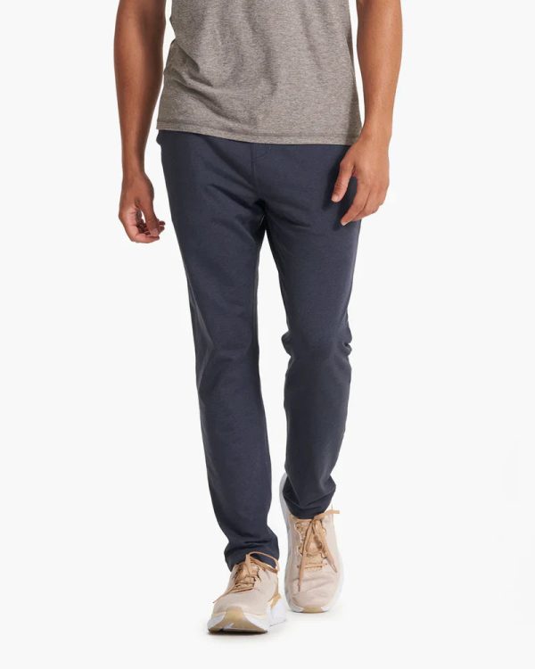 V435HMD_22FA_M_ECOMM_PANTS_FRONT_BOTTOMS_1