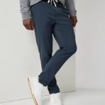 V442NVY_FA24_M_ECOMM_PANTS_SIDE_4