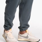 V446LAK_FA23_M_ECOMM_PANTS_DETAIL_7