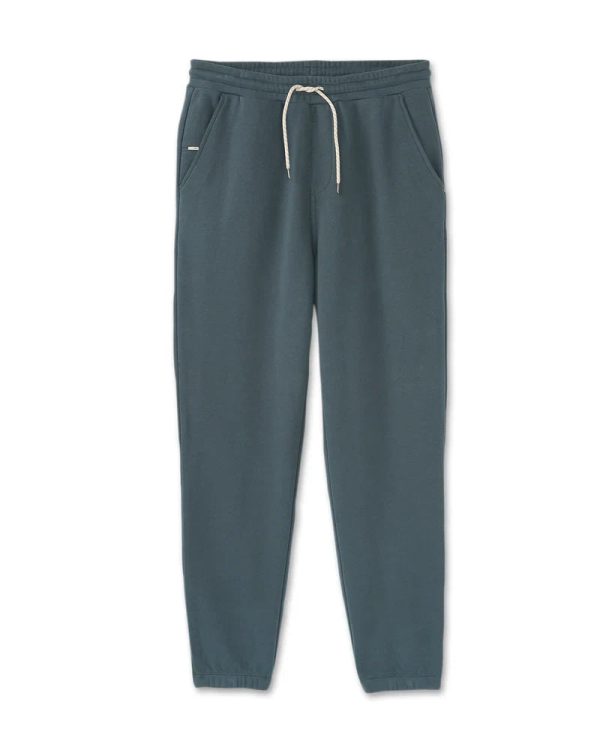V446LAK_FA23_M_ECOMM_PANTS_FLAT_LAY_1