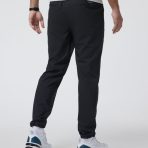 V464BLK_FA24_M_ECOMM_PANTS_BACK_BOTTOMS_14