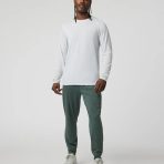 V479HSY_FA24_M_ECOMM_PANTS_FULL_8
