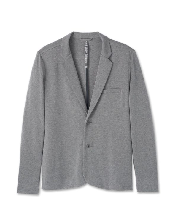V571HTG_FA23_M_ECOMM_jackets_FLAT_LAY_1