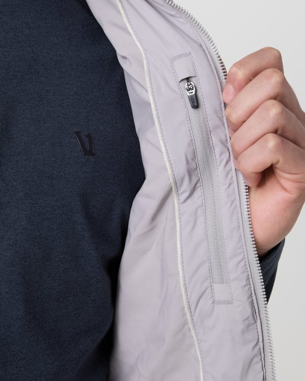 V587FOG_SP25_M_ECOMM_OUTERWEAR_DETAIL_7