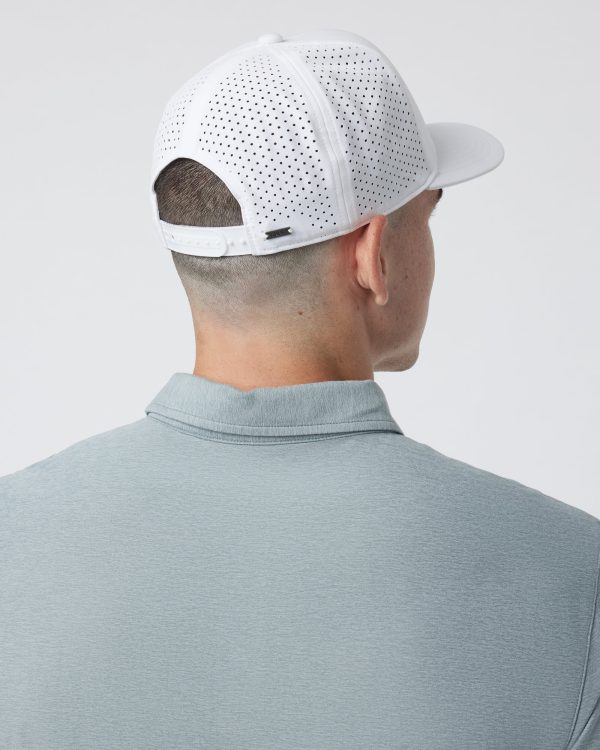 V8002WHT_FA23_UNISEX_ECOMM_ACCESSORIES_BACK_4