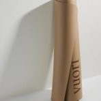 V8003WHE_FA23_UNISEX_ECOMM_misc._axs_FLAT_LAY_1