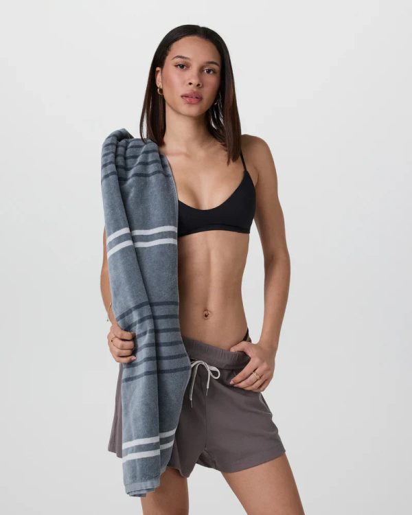 V8015DBL_SP25_UNISEX_ECOMM_ACCESSORIES_FRONT_2_6d706ceb-3916-4de4-a4a8-28b46487ffc2