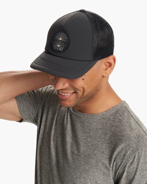 V8022BLK_FA23_UNISEX_ECOMM_headwear_FRONT_ALT_4