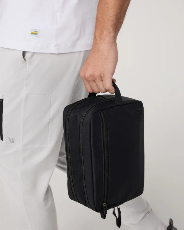 V8040BLK_FA25_UNISEX_BAGS_FRONT_1