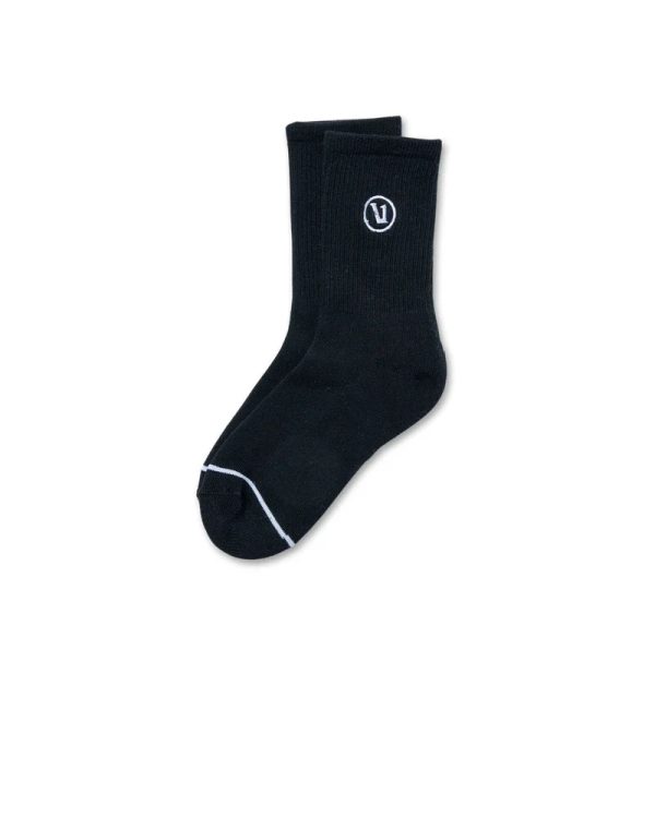 V8052BLK_SP24_UNISEX_ECOMM_ACCESSORIES_FLAT_LAY_1