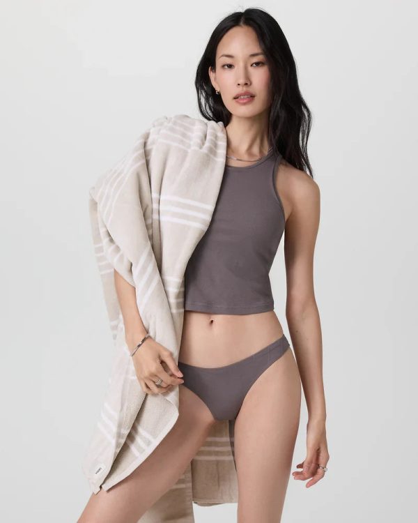 V8058NAT_SP25_UNISEX_ECOMM_ACCESSORIES_BACK_4_75a50f02-1b2f-4fd0-aee2-30ed028f84fc