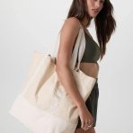 V8078NAT_SP25_UNISEX_ECOMM_BAGS_FRONT_3