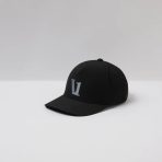 V831BLK_FA23_UNISEX_ECOMM_headwear_FLAT_LAY_1